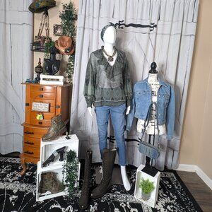 Alice & Olivia Green Paisley Print Ruffled Tie Julius Blouse XS NWT